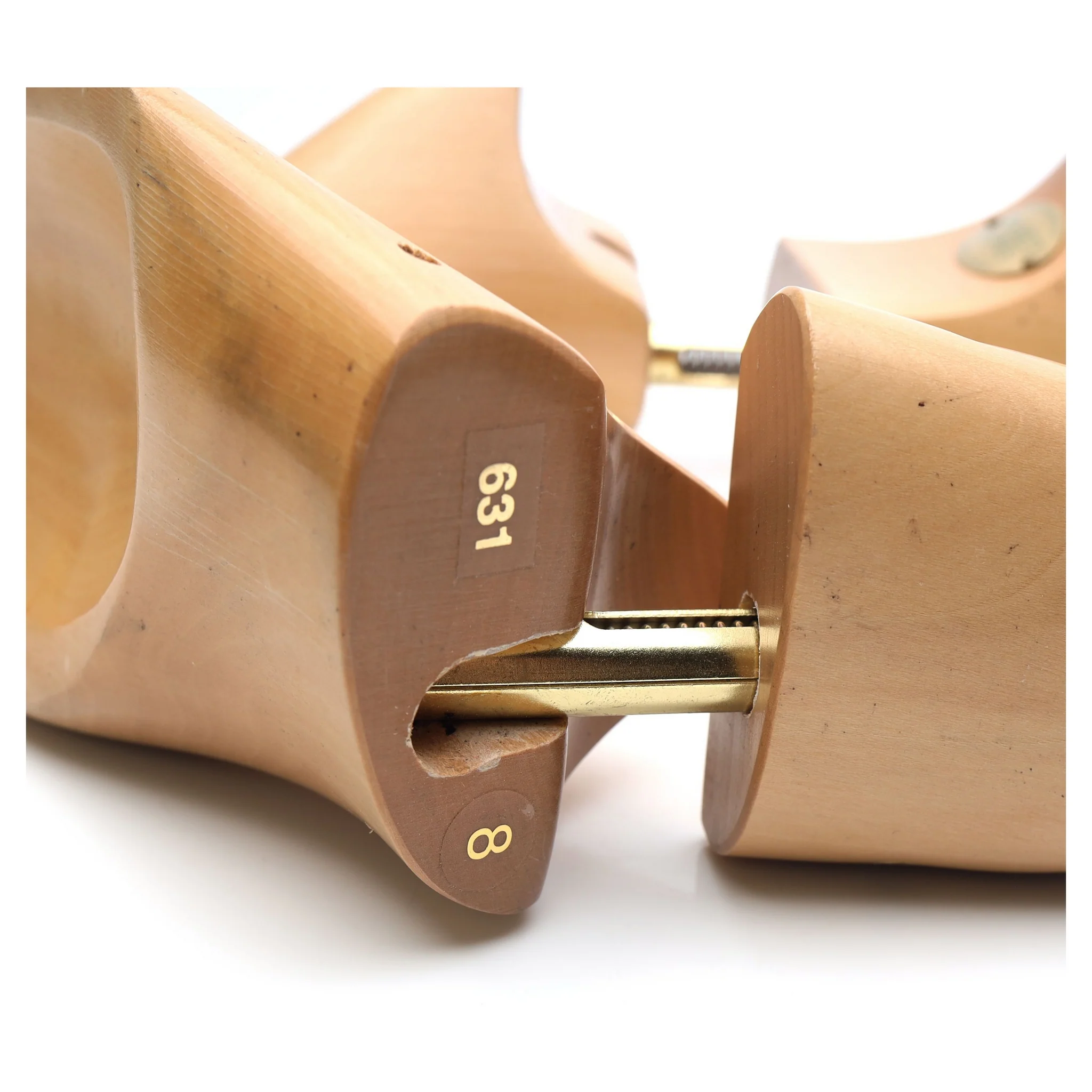 Wooden Shoe Trees UK 8 - Image 3